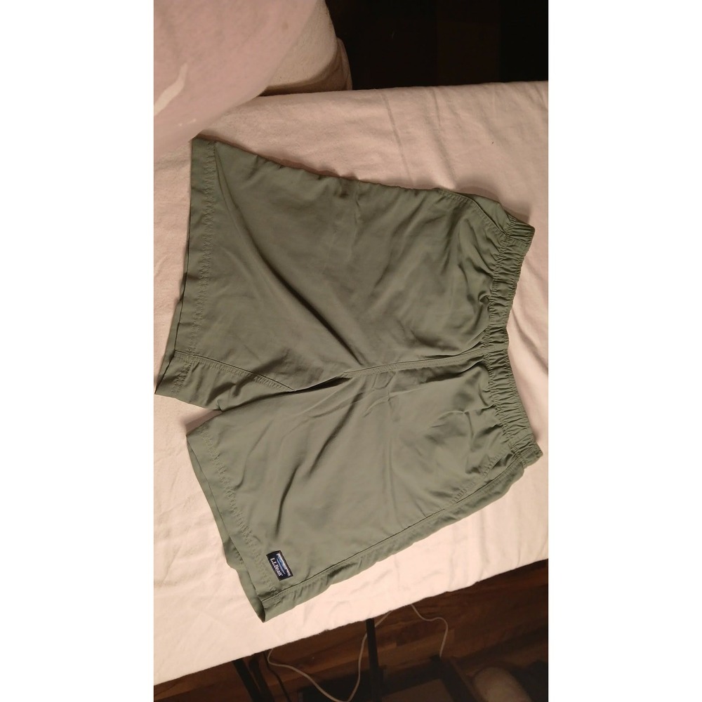 LL Bean Supplex Nylon Mesh Lined Shorts Mens Medium Sage Green Hiking Swim
